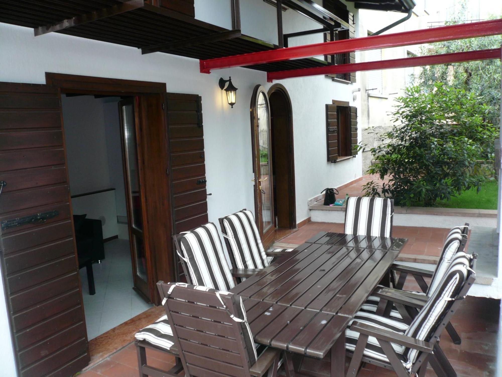 Oasi Holiday Home Toscolano Maderno Pokoj fotografie