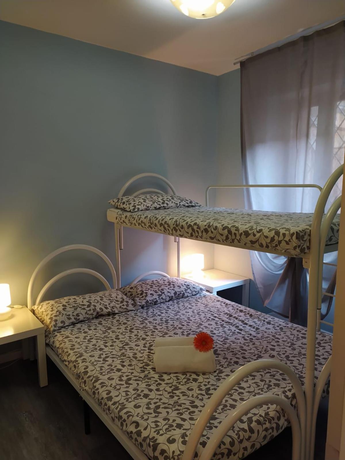 Oasi Holiday Home Toscolano Maderno Pokoj fotografie